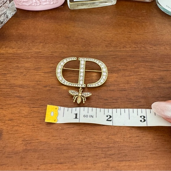 Dior Gold Toned Crystal Drop Brooch - Picture 7 of 9